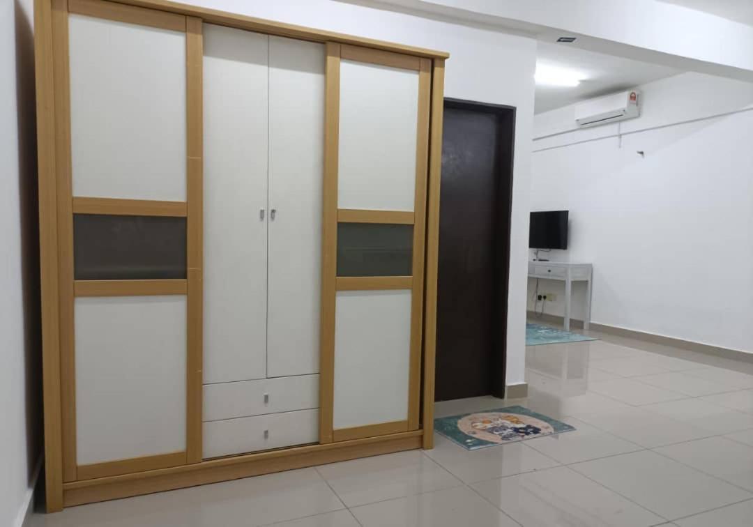 Adeen'S Suria Suite, Hotel Mutiara Гуа-Мусанг Екстер'єр фото